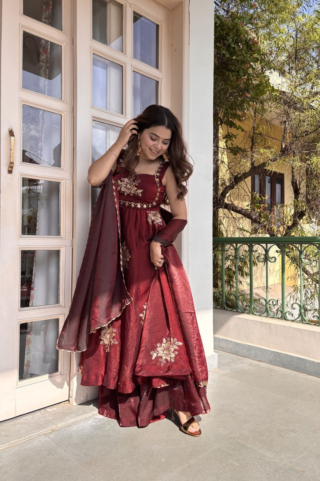 Special Sleeveless Long Anarkali Suit