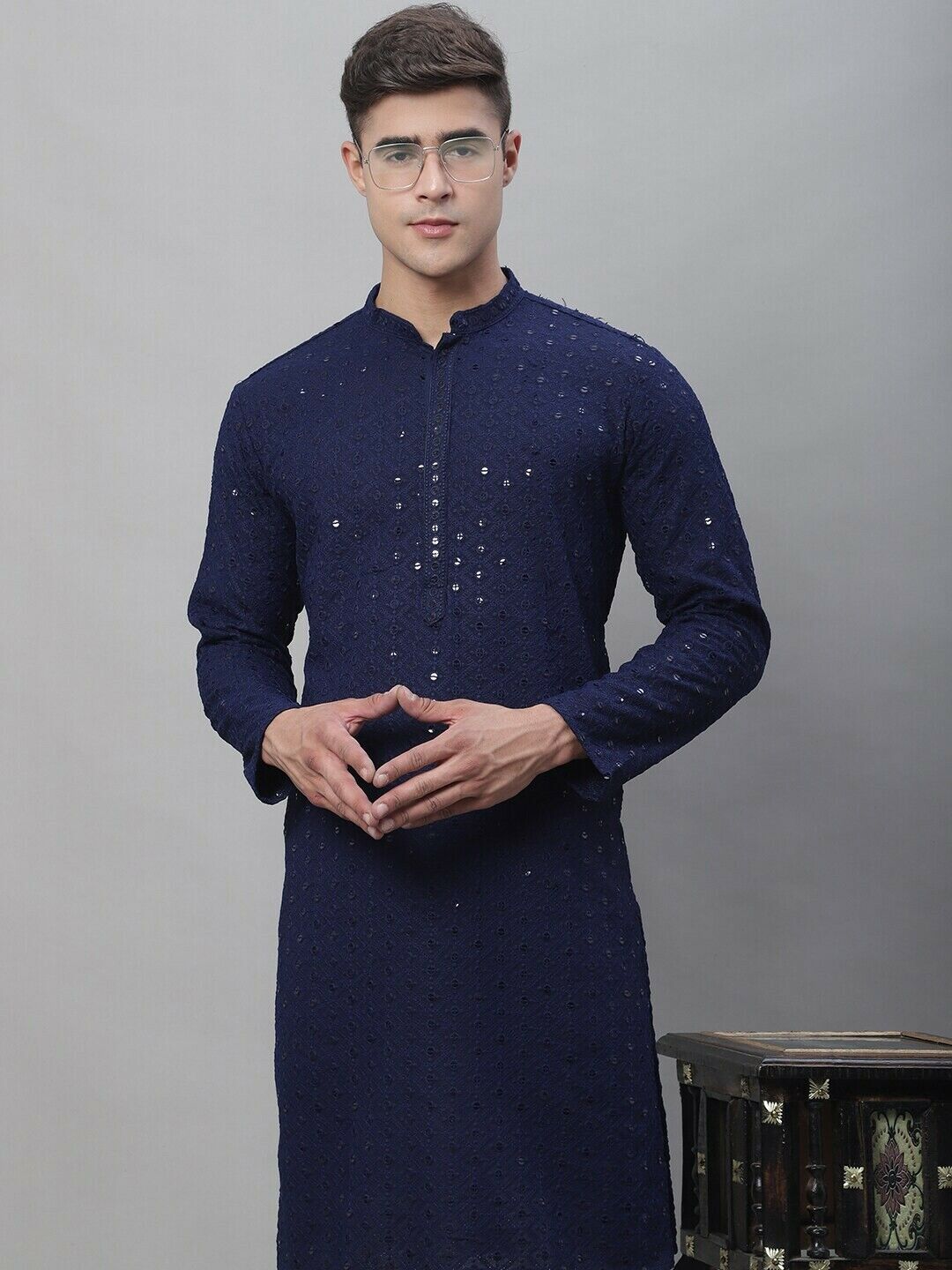 Men’s Kurta & PANTS – Ethnic Motifs Embroidered Cotton Kurta