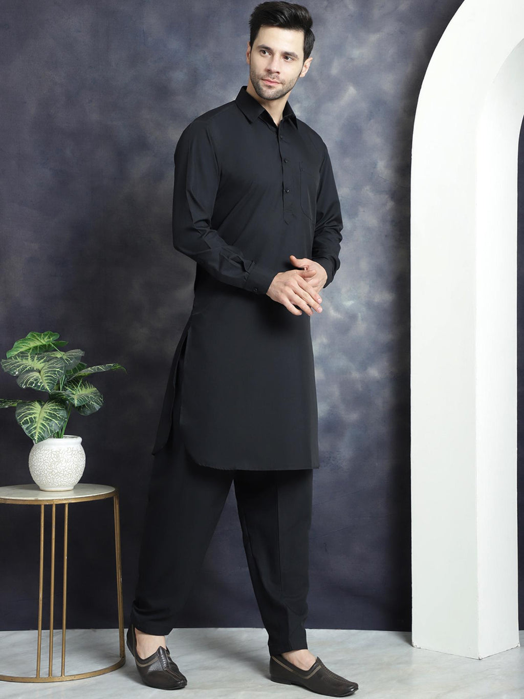 Men's Solid Pathani Kurta with Salwar