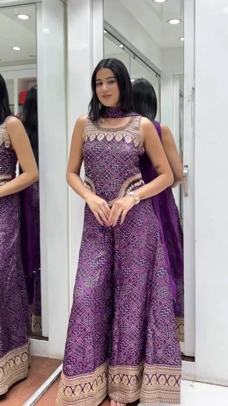 FANCY GEORGETTE DIGITAL PRINT WESTERN WEAR