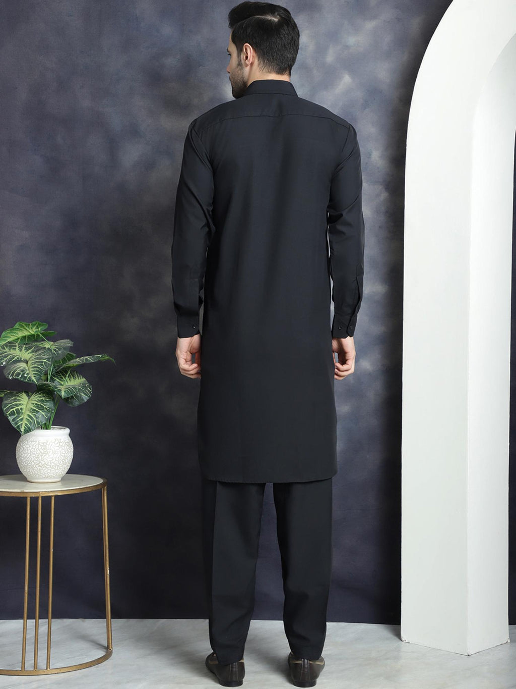 Men's Solid Pathani Kurta with Salwar
