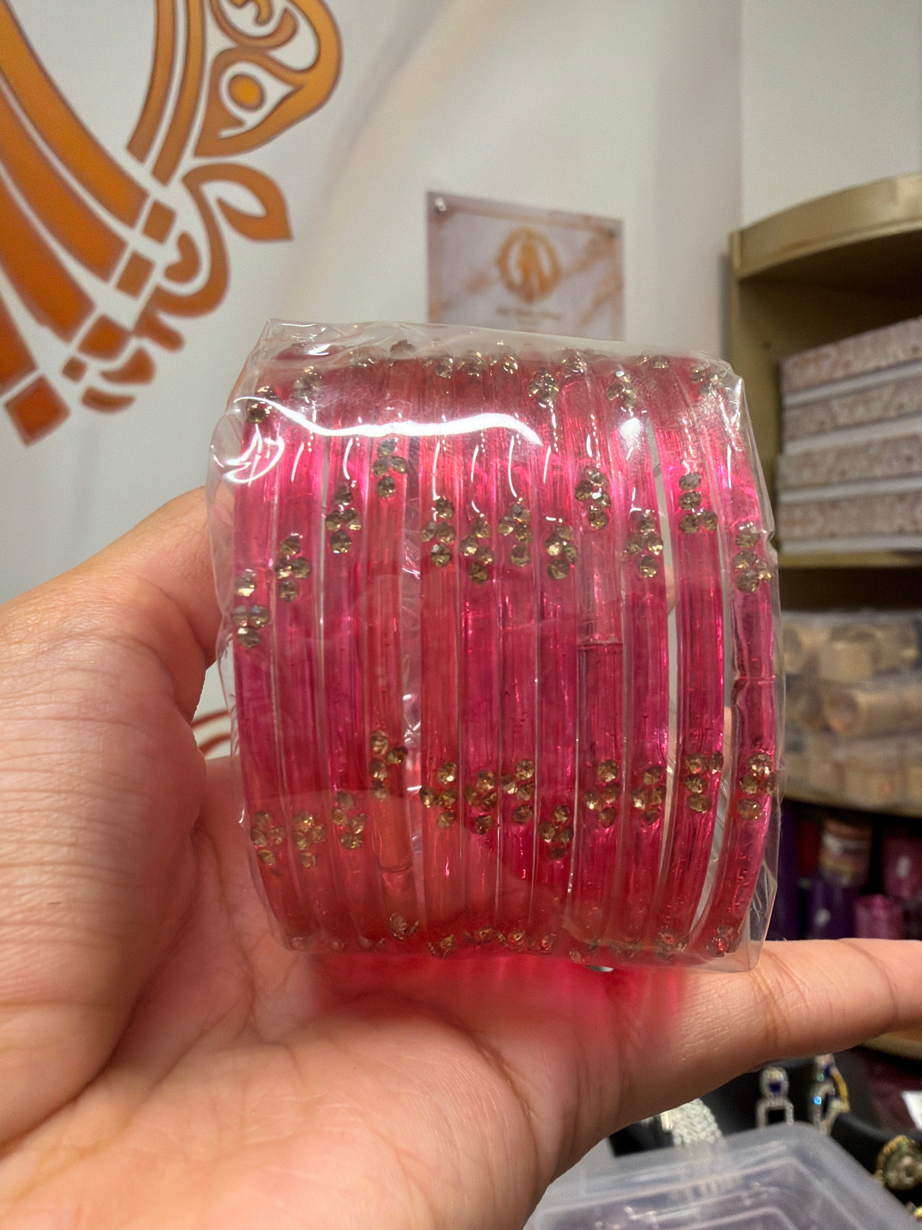 Pink Jelly raindrop glass 12 bangles✨￼