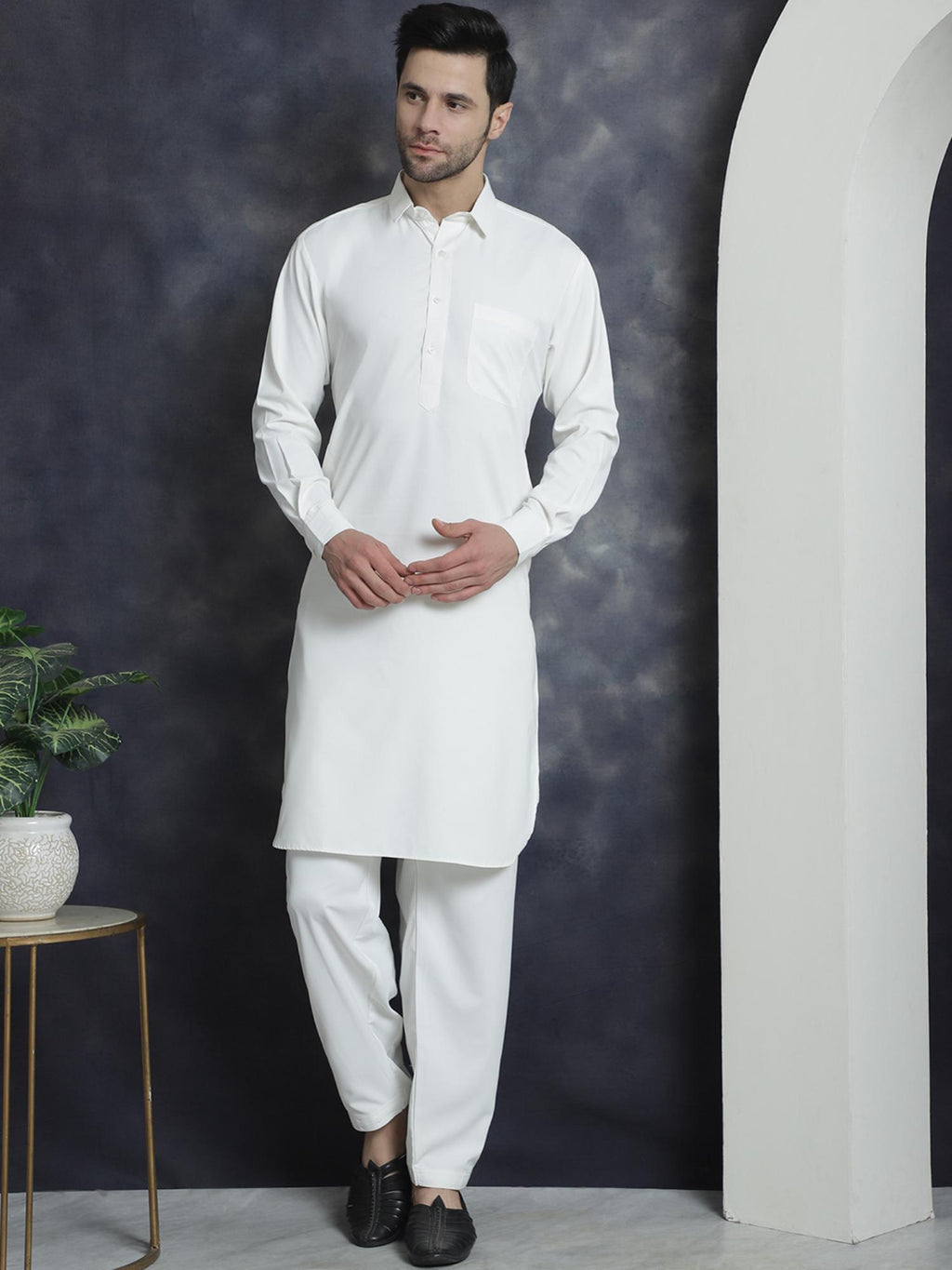 Men's Solid Pathani Kurta with Salwar